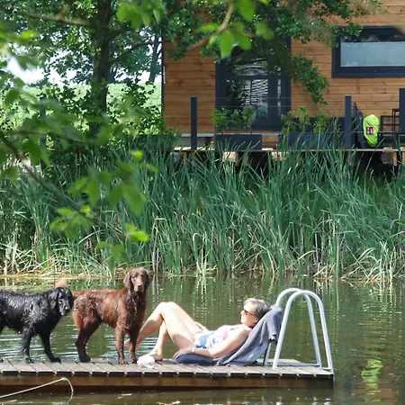 Wellness-apartment Mit Eigener Sauna Und Whirlpool - Fuer Kurzentschlossene