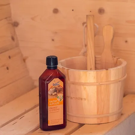 Wellness-apartment Mit Eigener Sauna Und Whirlpool - Fuer Kurzentschlossene Großharthau